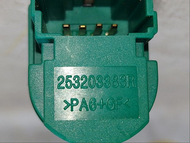 Датчик включення стопсигналу 253203383R RENAULT