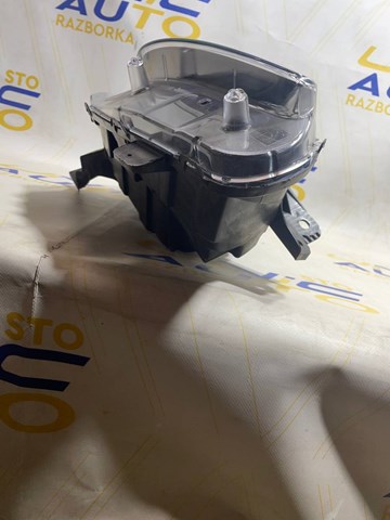 Фара правая 260104676R RENAULT