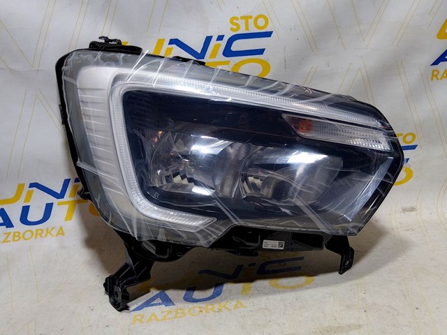 Фара комбінована, передня 260105567R RENAULT