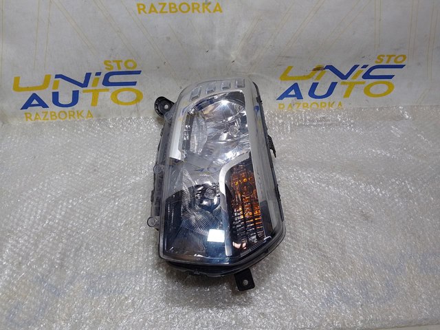 Фара передня права 260105925R RENAULT