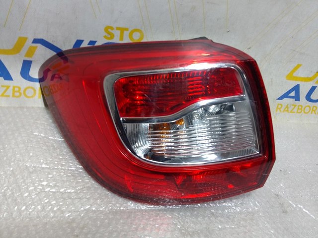 Задня ліва фара Renault SANDERO 2 STEPWAY