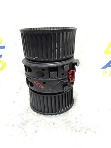 Електромотор пічки 272109961R RENAULT