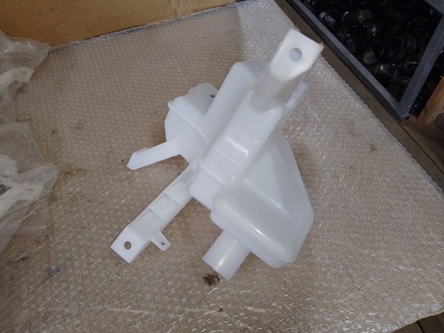 Бачок омивача скла 289105SK0A NISSAN