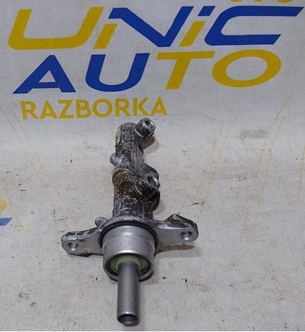 Циліндр головний гальма (Гідротормоз) 460112992R RENAULT