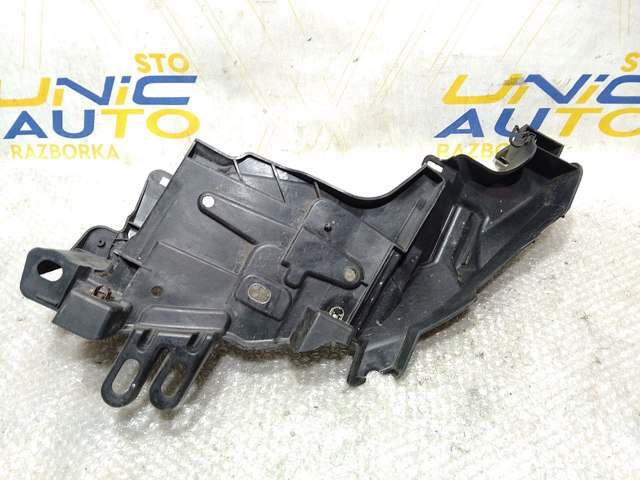 Праве кріплення переднього бампера 622227190R RENAULT