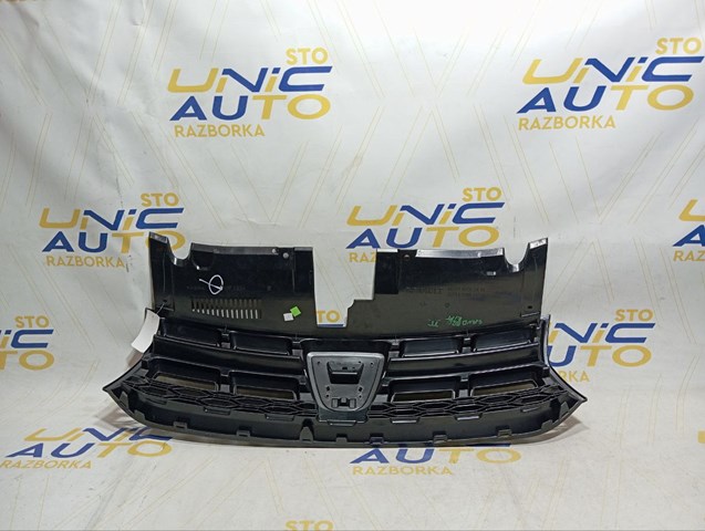 Решітка радіатора 623107554R RENAULT