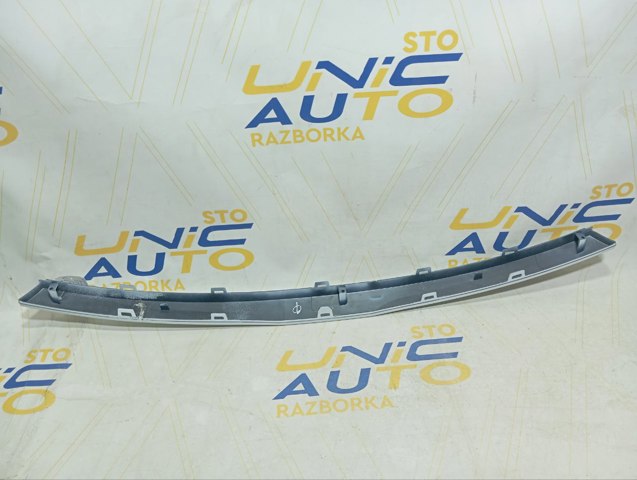 Ободок решітки радіатора 623824490R RENAULT
