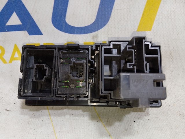 Кнопка коректора фар 648450001R RENAULT