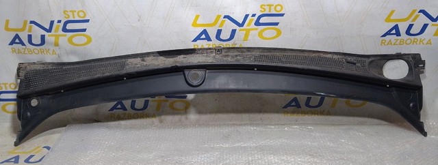 Водостік лобового скла, жабо 668113292R RENAULT