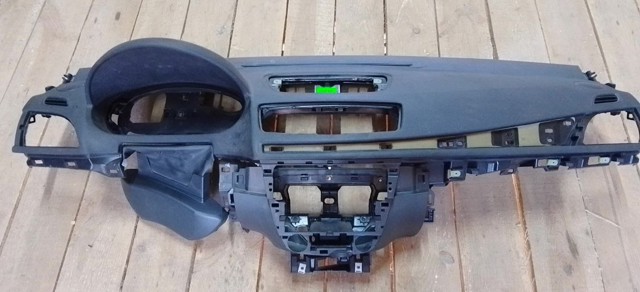 Торпеда приладова панель 681007196R RENAULT