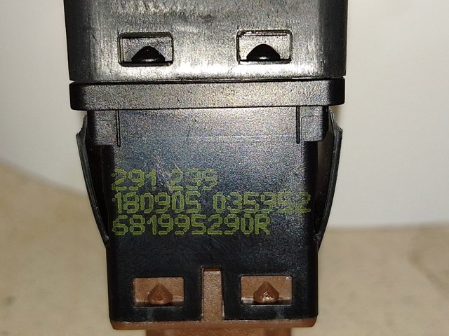 Кнопка відключення подушок безпеки AIRBAG 681995290R RENAULT
