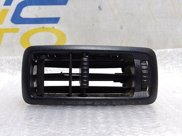 Вентиляція передка 7701065003 RENAULT