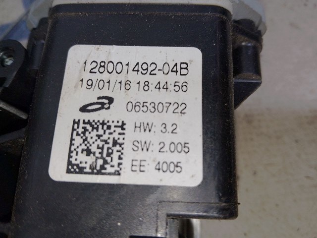 Склопідйомник передньої лівої двері 807216280R RENAULT