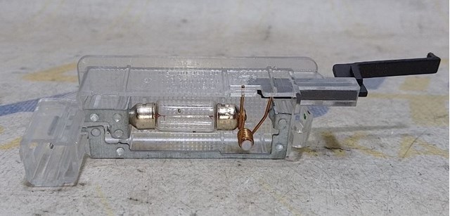 Плафон підсвічення бардачка 8200024033 RENAULT