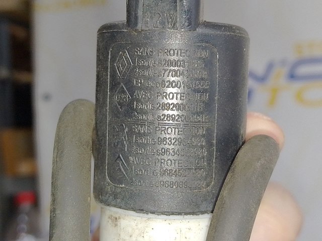 Помпа омивача 8200031805 RENAULT