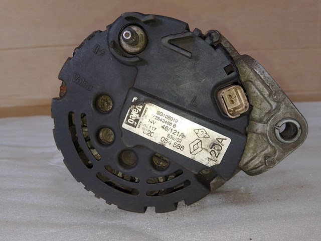 Генератор 8200054588 RENAULT