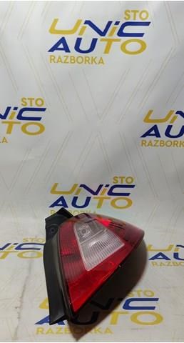 Задні ліхтарі 8200073237 RENAULT