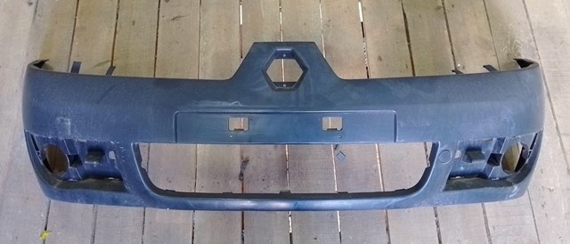 Бампер передній в зборі 8200074471 RENAULT