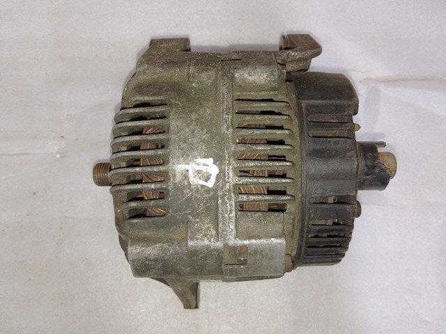 Авто генератор 8200107686 RENAULT