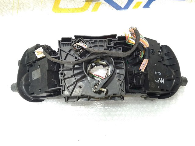 Перемикач підрульовий, правий 8200127728 RENAULT