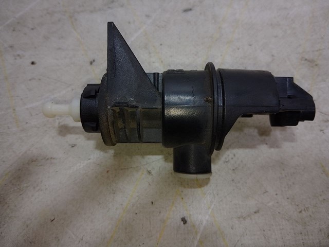 Двигун корректора фари 8200211014 RENAULT