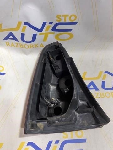 Задній правий стоп 8200211019 RENAULT