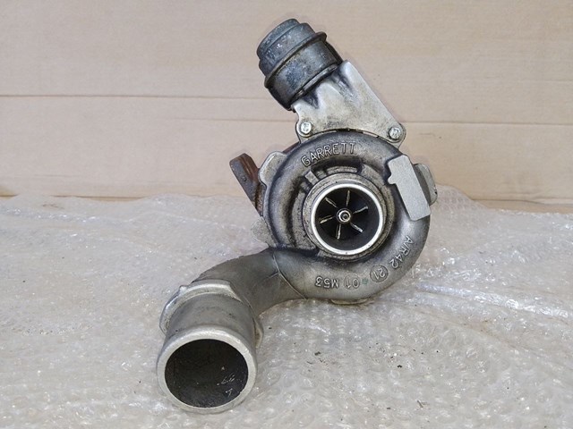 Турбонаддув 8200256077 RENAULT