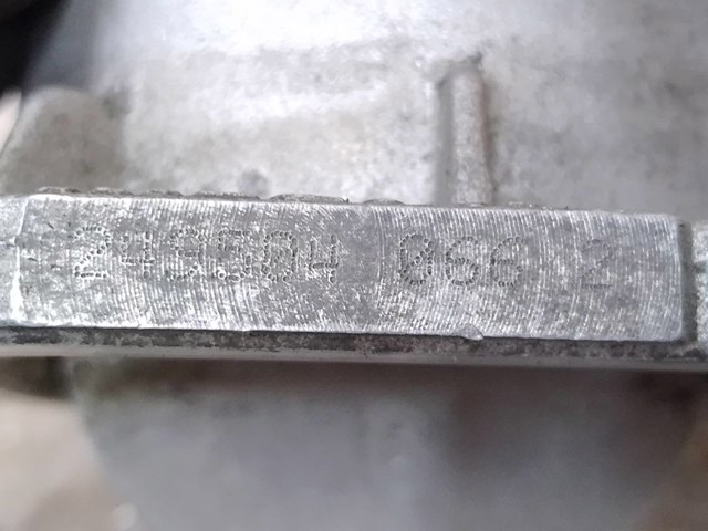 Заслінка повітряна 8200258240 RENAULT