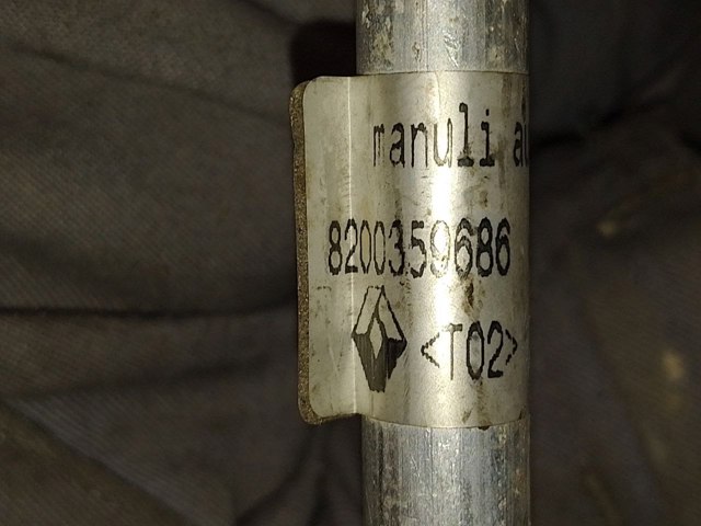 Шланг кондиціонера, від радіатора до осушувачу 8200359686 RENAULT