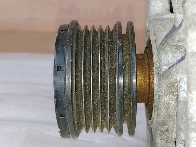 Генератор 8200360480 RENAULT