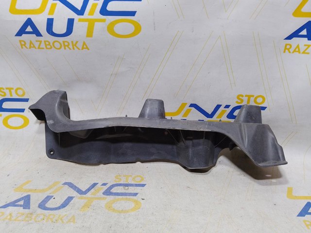Кронштейн кріплення крила переднього правого верхній 8200381902 RENAULT