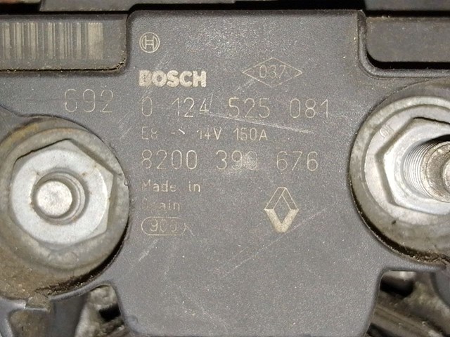 Генератор автомобільний 8200390676 RENAULT