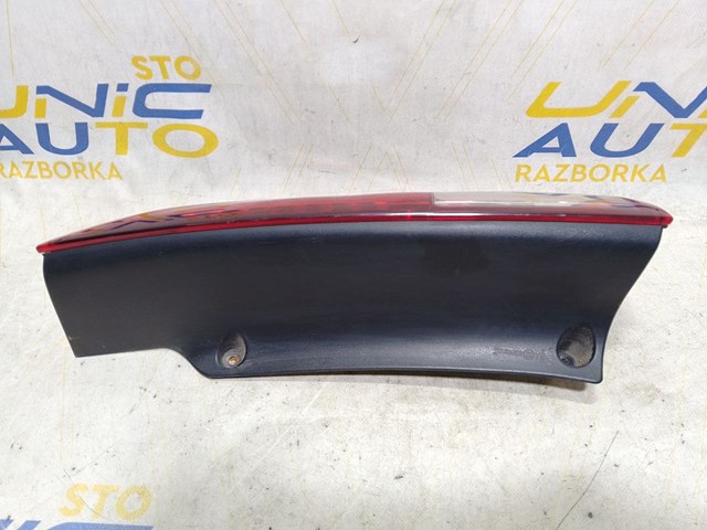 Задні ліхтарі 8200394724 RENAULT