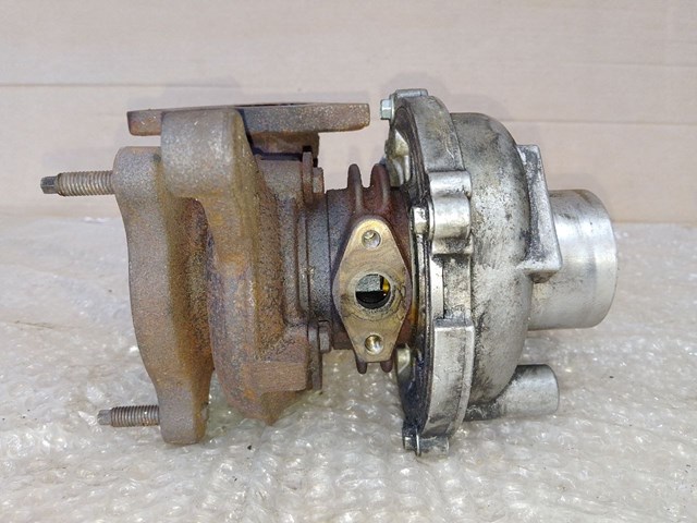 Турбокомпресор 8200483650 RENAULT