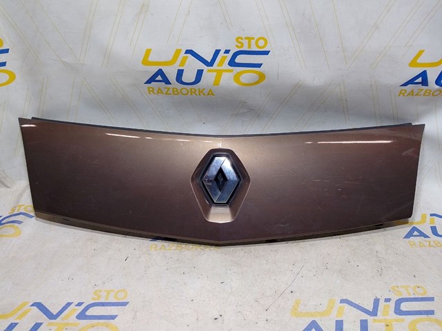 Ободок решітки радіатора 8200499017 RENAULT