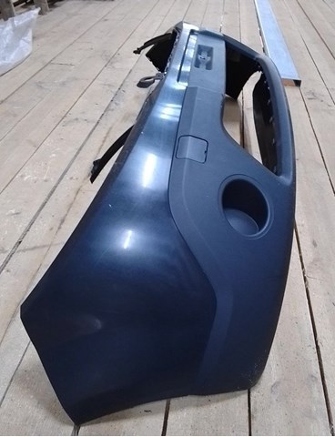 Буфер (бампер) передній 8200526596 RENAULT