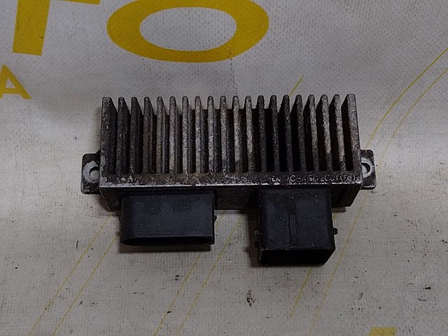 Реле передпускового підігрівача 8200558438 RENAULT
