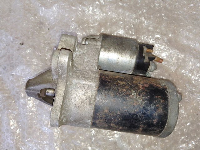 Стартер автомобільний 8200584837 RENAULT