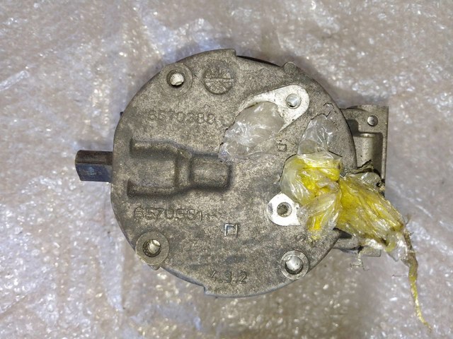 Компресор системи кондиціювання 8200678509 RENAULT