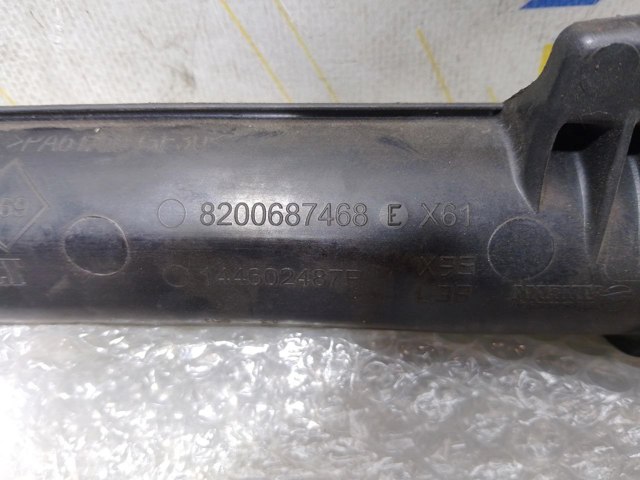 Патрубок повітряний, вихід з турбіни (наддув) 8200687468 RENAULT