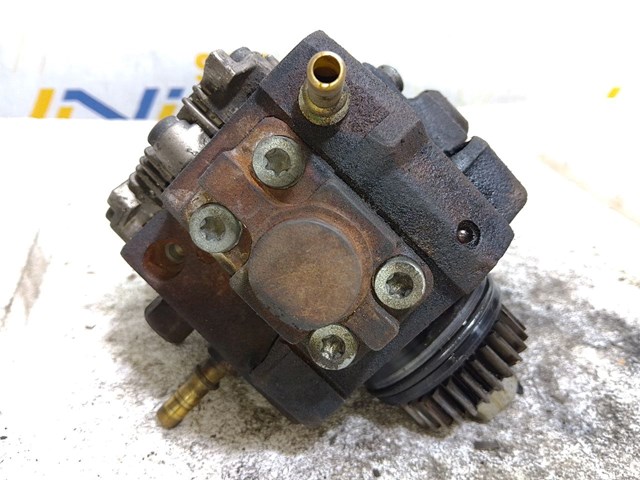 Насос паливний високого тиску (ПНВТ) - DIESEL 8200690744 BOSCH