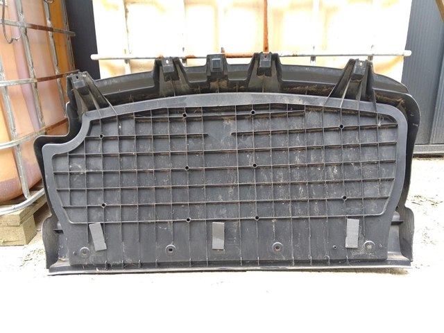 Оббивка кузова 8200729935 RENAULT