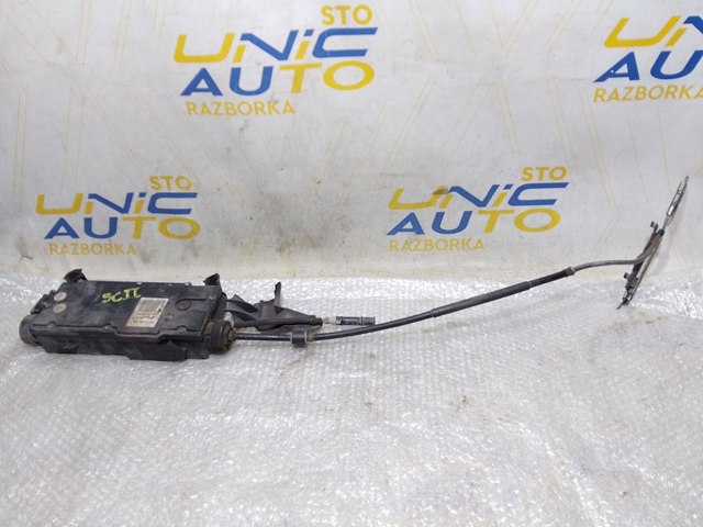 БУ електромеханічного гальма стоянки 8200734627 RENAULT