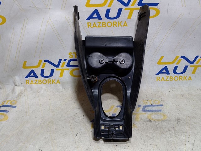 Центральна консоль торпеди 8200739454 RENAULT