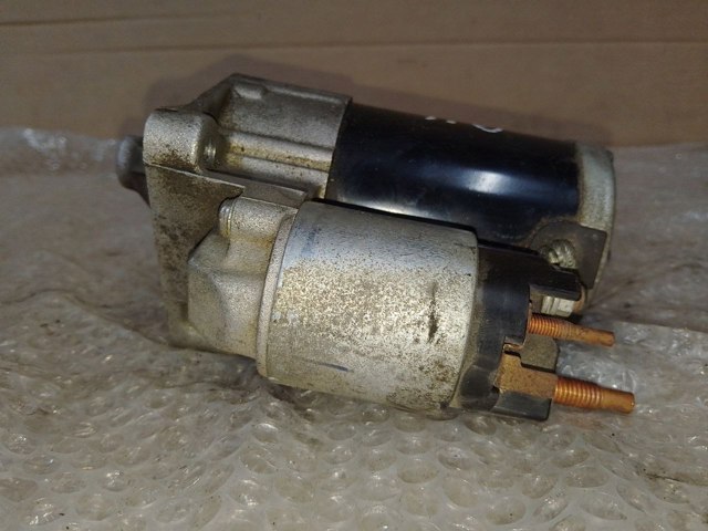 Стартер 8200815083 RENAULT