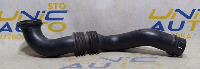 Патрубок повітряний, вхід повітряного фільтра 8200865653 RENAULT