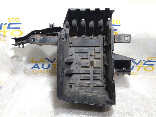 Автомобільна батарея 8200901678 RENAULT