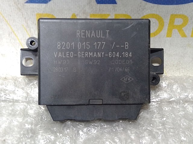Модуль керування (ЕБУ) парктроніком 8201015177 RENAULT