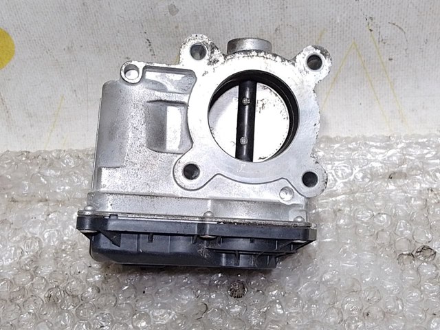 Дросільна заслінка в зборі 8201162688 RENAULT