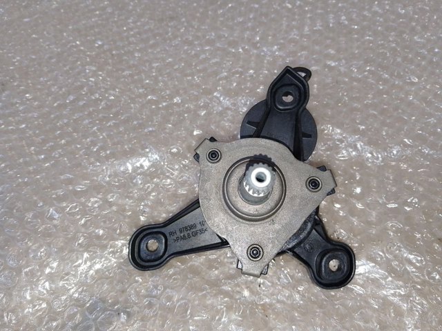827200002R Renault (RVI)